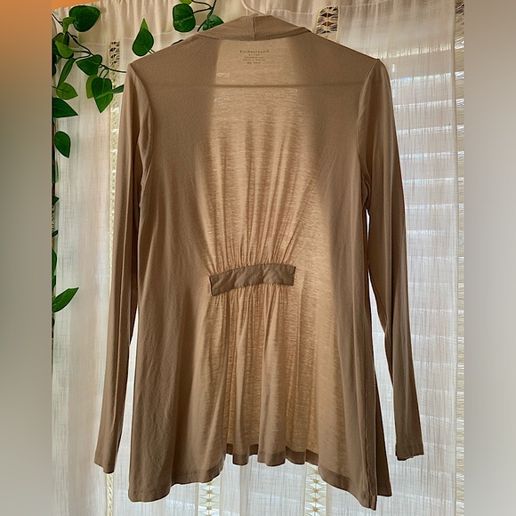 Charter Club Women’s Tan Long Sleeve Cardigan Size Petite Medium - Picture 2 of 5